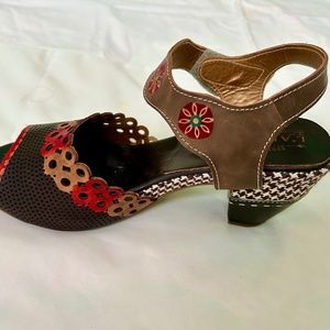 L'Artiste Sandals with Heels